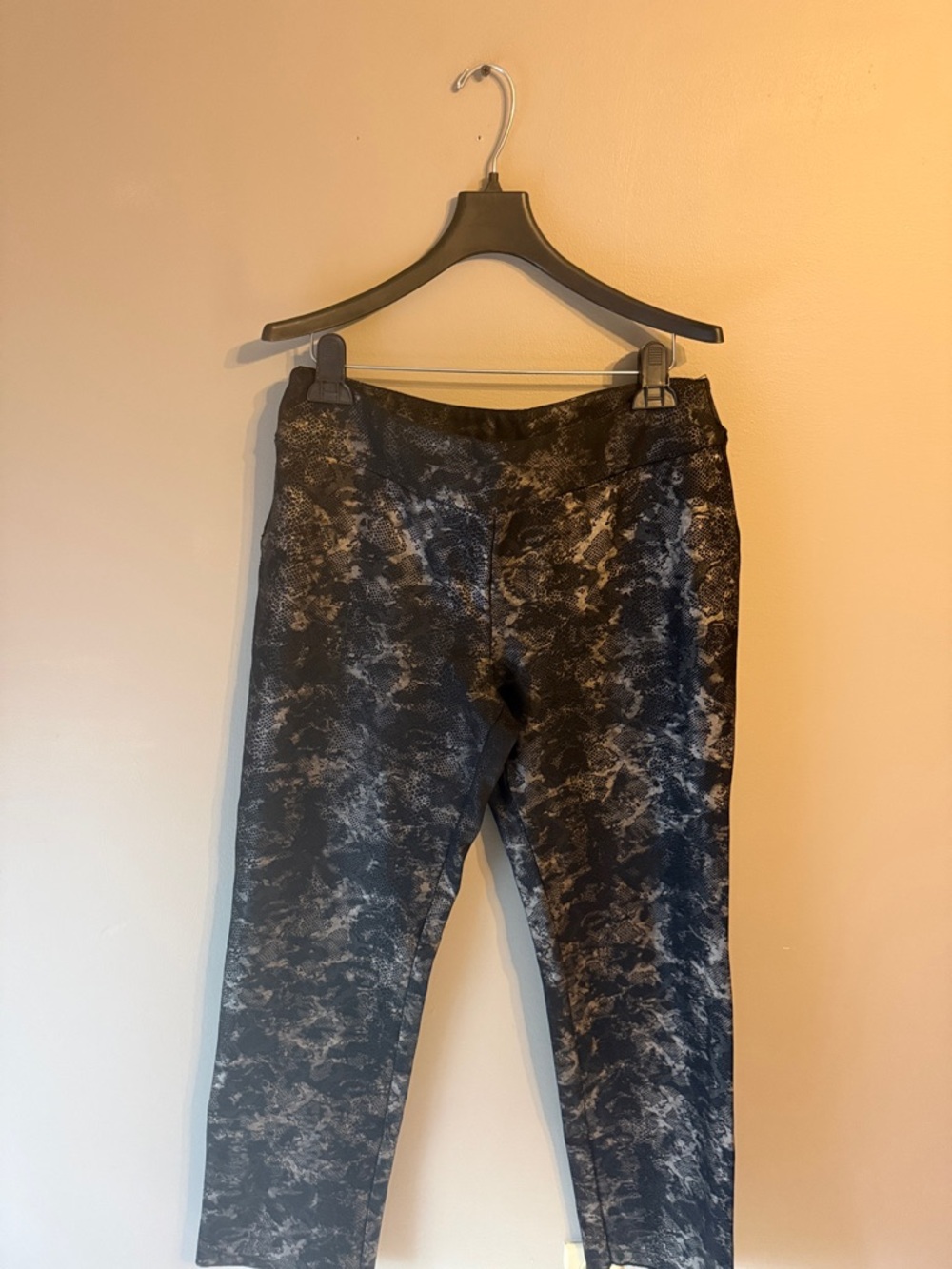 Insight Black Gold Snakeskin Print Leggings Pants. Size 12.